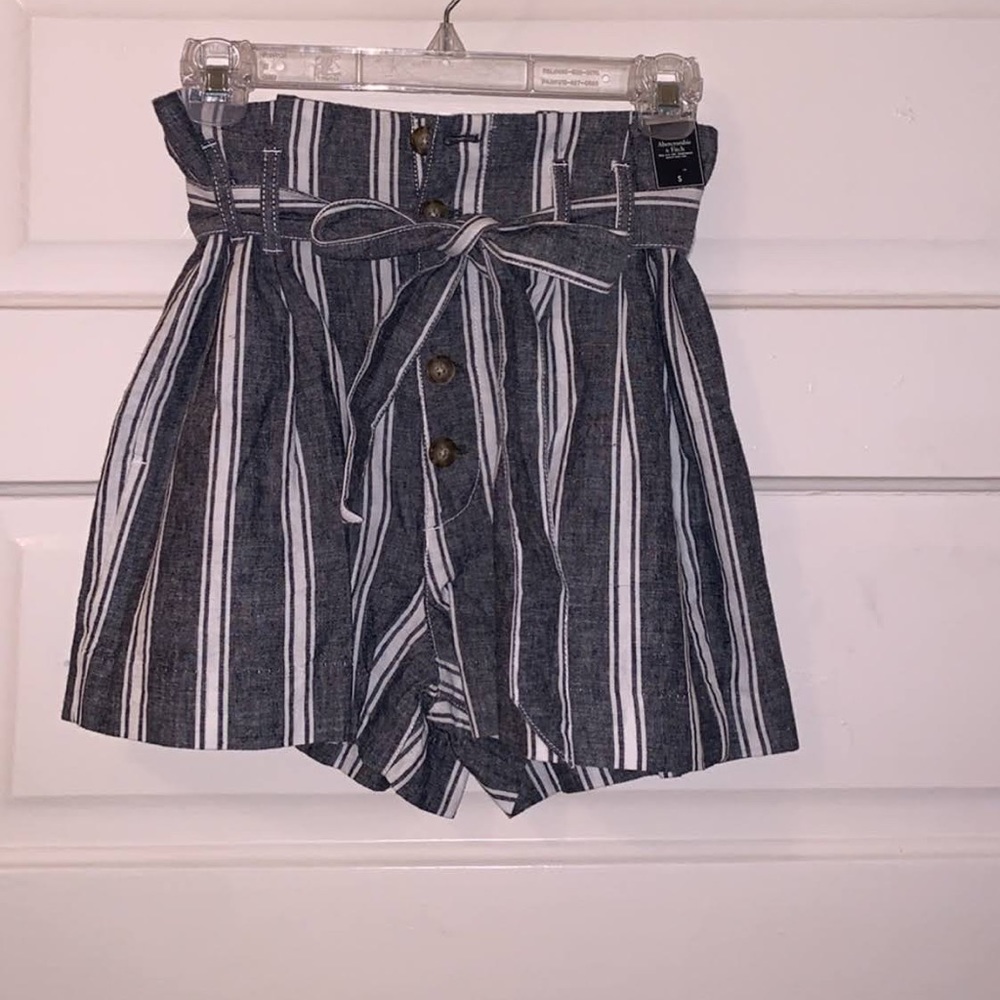 Tie Front Shortd